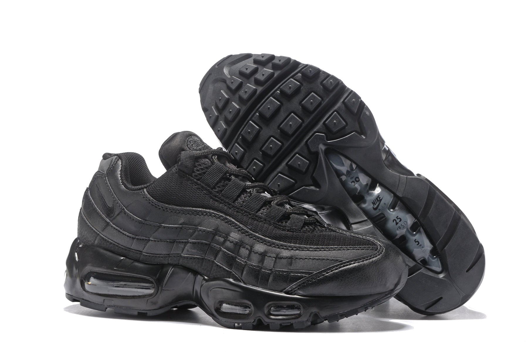 Air Max 95 “Triple Black” (Pronta entrega)