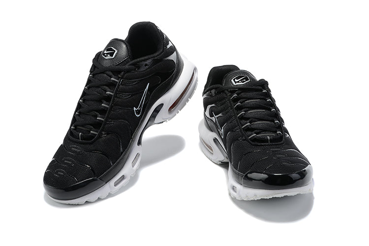 Air Max Plus Tn 1 “Black/White”(Pronta Entrega)