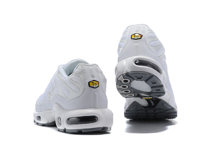 Air Max Plus Tn 1 “Triple White” (Pronta entrega)