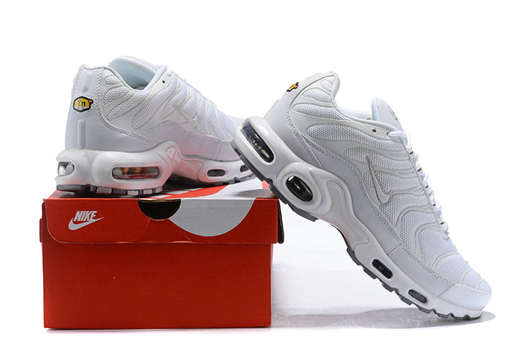 Air Max Plus Tn 1 “Triple White” (Pronta entrega)